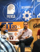 Experto Internacional en informática influencia a jóvenes guatemaltecos a usar tecnología Conferencista Mauricio Capistrán