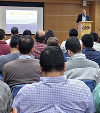 Imagen: Universidad de Cádiz brinda conferencia sobre plantas de energía solar