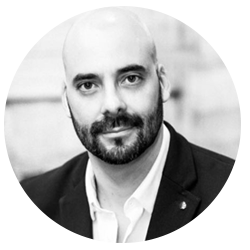 Lic. Juan Roberto Castro