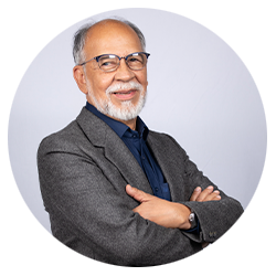 MA. Bayardo Mejía