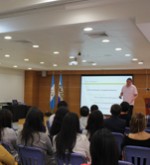 SCientia Virum: Competencias específicas en la educación del siglo XXI SCientia Virum ADMOS
