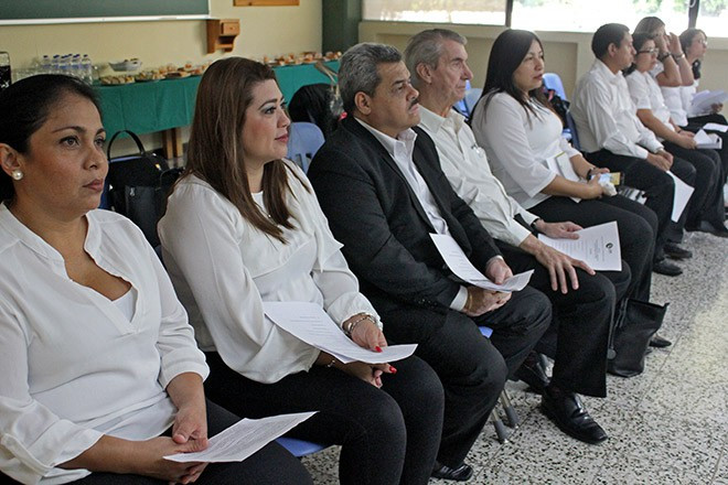 Imagen: Estudiantes crean guía digital para la pequeña y mediana empresa