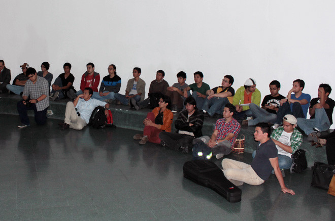 Imagen: Estudiantes dan bienvenida al ciclo académico 2018 en Universidad Galileo