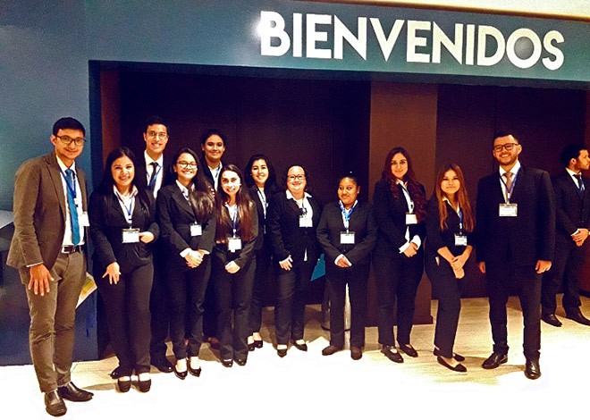 Imagen: Estudiantes de Diplomacia apoyan al Foro Nacional de Responsabilidad 