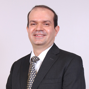 Dr. Alberto José Marroquín