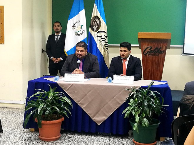 Imagen: Estudiantes aprenden a optimizar imagen institucional a través de