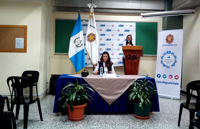 Imagen: Estudiantes aprenden a optimizar imagen institucional a través de