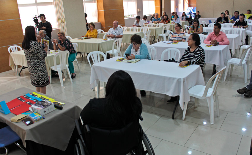 Por una educación inclusiva: Docentes de Facultad de Educación se actualizan en temas sobre inclusión educativa