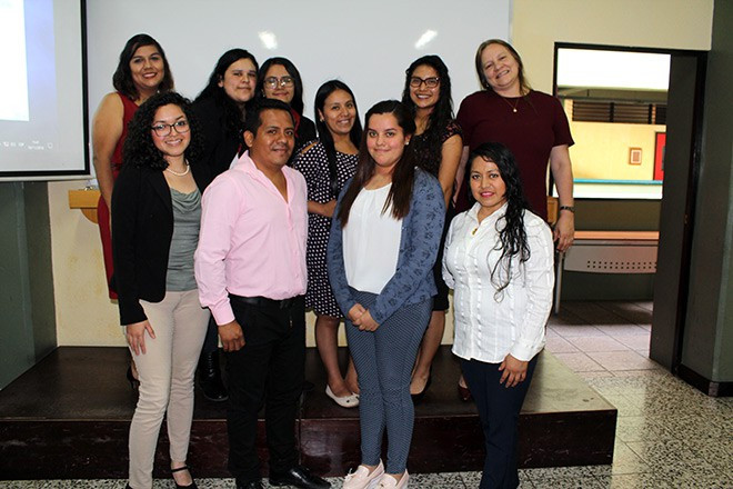 Imagen: Estudiantes crean vídeos instructivos para desastres y primero auxilios