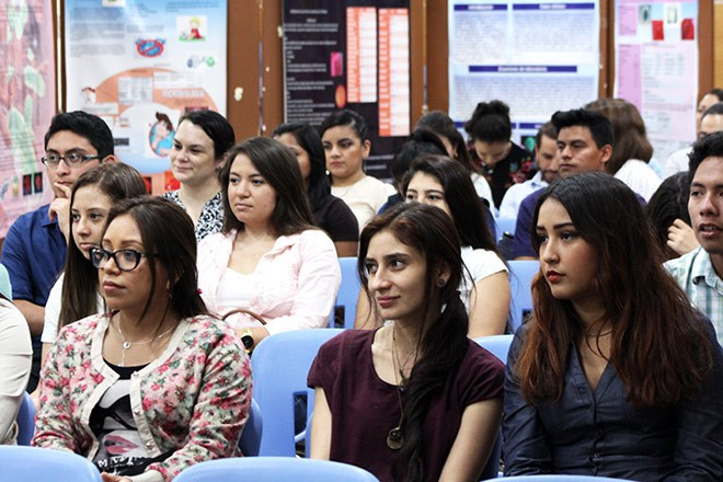 Imagen: Estudiantes crean vídeos instructivos para desastres y primero auxilios