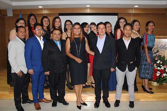 Imagen: Estudiantes crean vídeos instructivos para desastres y primero auxilios