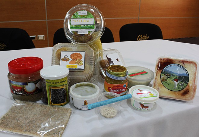 Imagen: Estudiantes de FACTI crean productos alimenticios innovadores