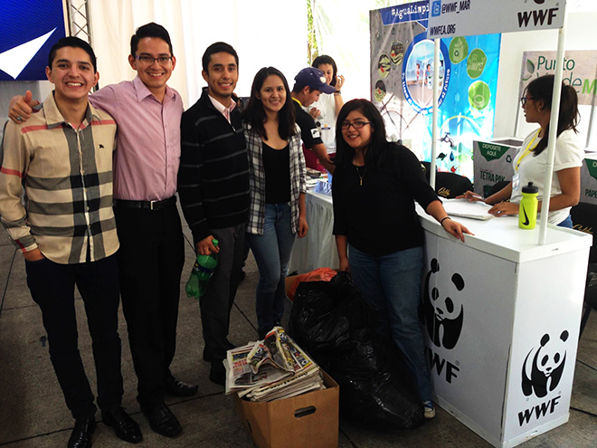 Imagen: Estudiantes participan en cuidado del medio ambiente