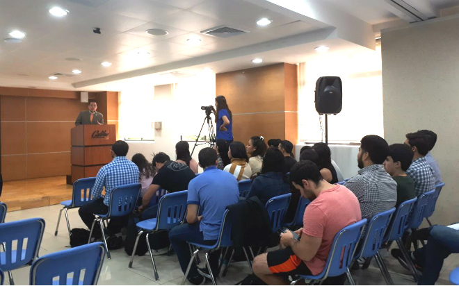 Imagen: Video-Conferencia Cómo pueden apoyar a los emprendedores las universidades