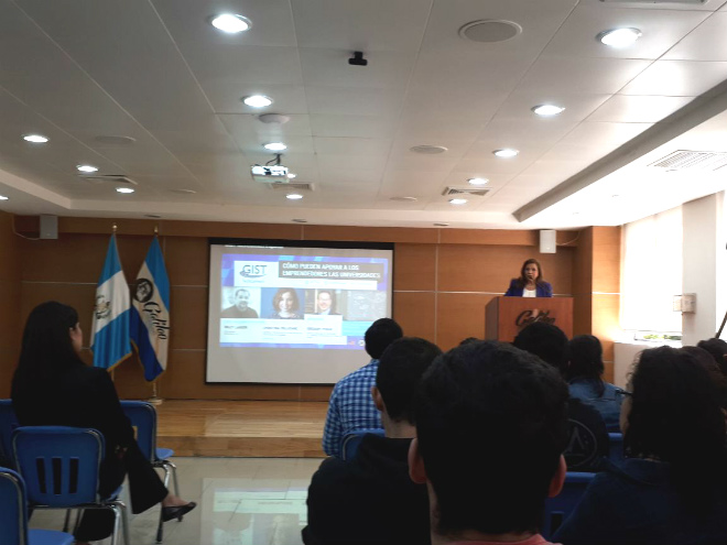 Imagen: Video-Conferencia Cómo pueden apoyar a los emprendedores las universidades