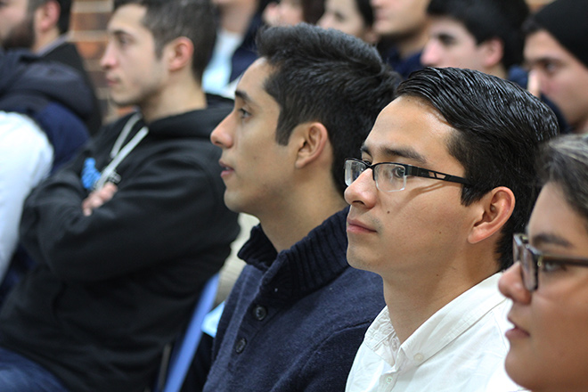 Imagen: Facultad de Administración da bienvenida a estudiantes de primer ingreso