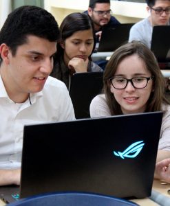 Imagen: Google Cloud Study Jam en Universidad Galileo