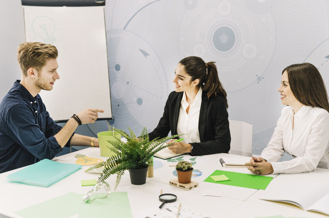 Imagen: Capacitan a medios de comunicación en energía