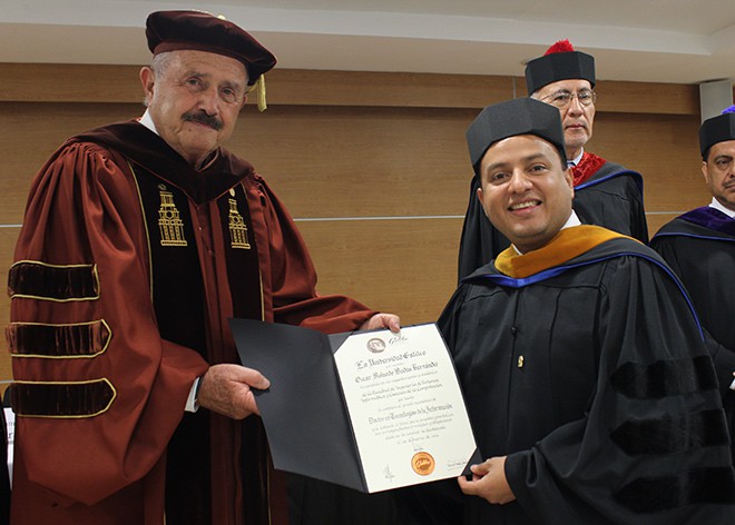 Imagen: U Galileo gradúa primer promoción con Doctorado en Tecnologías de la 