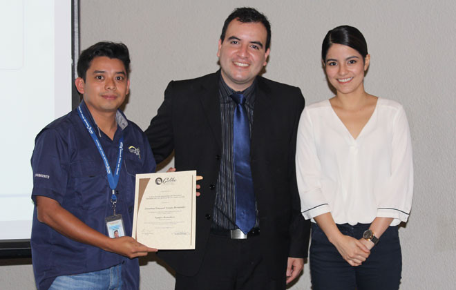 Imagen: Estudiantes de Ingeniería Biomédica concluyen taller sobre manejo de 